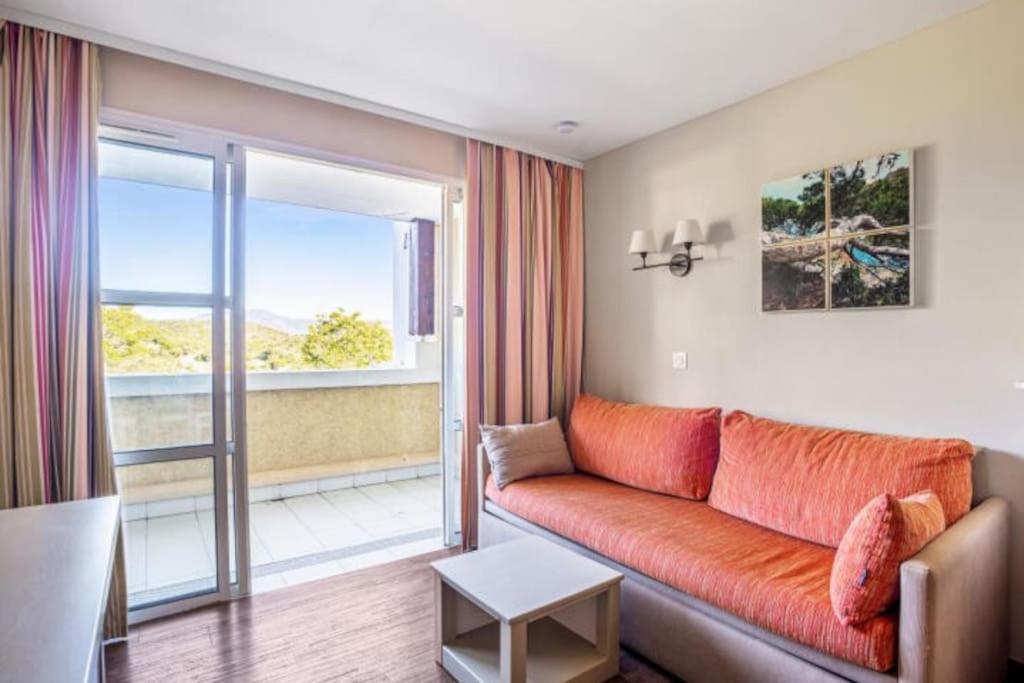 Superbe Appartement Village Cap Esterel 4P Climatise Saint-Raphaël Exterior foto